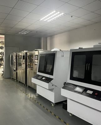 Высоковольтные утечки отслеживаются на испытательной машине в течение 6-10 часов