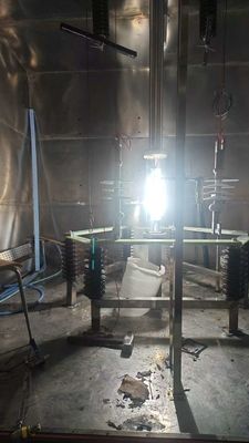 Высокоточная изоляторная многонапряженная испытательная машина